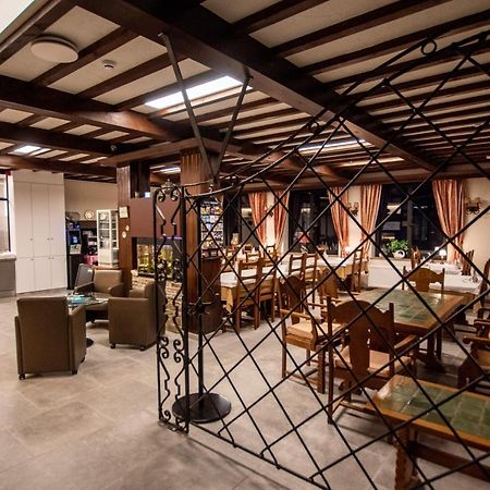 Auberge Le Vieux Moulin Poupehan Ngoại thất bức ảnh
