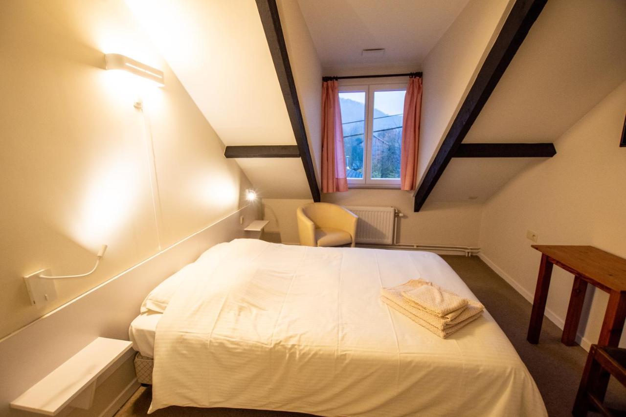 Auberge Le Vieux Moulin Poupehan Ngoại thất bức ảnh