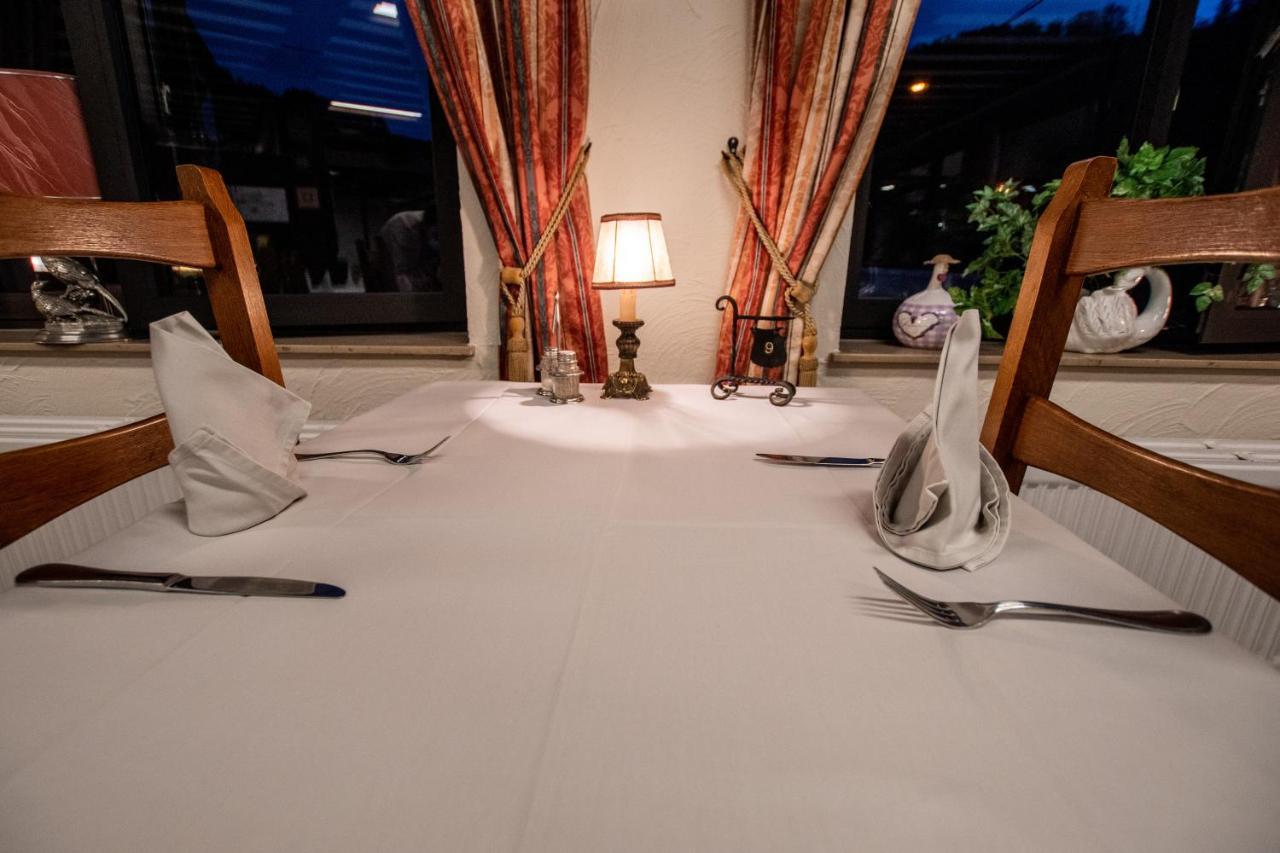 Auberge Le Vieux Moulin Poupehan Ngoại thất bức ảnh